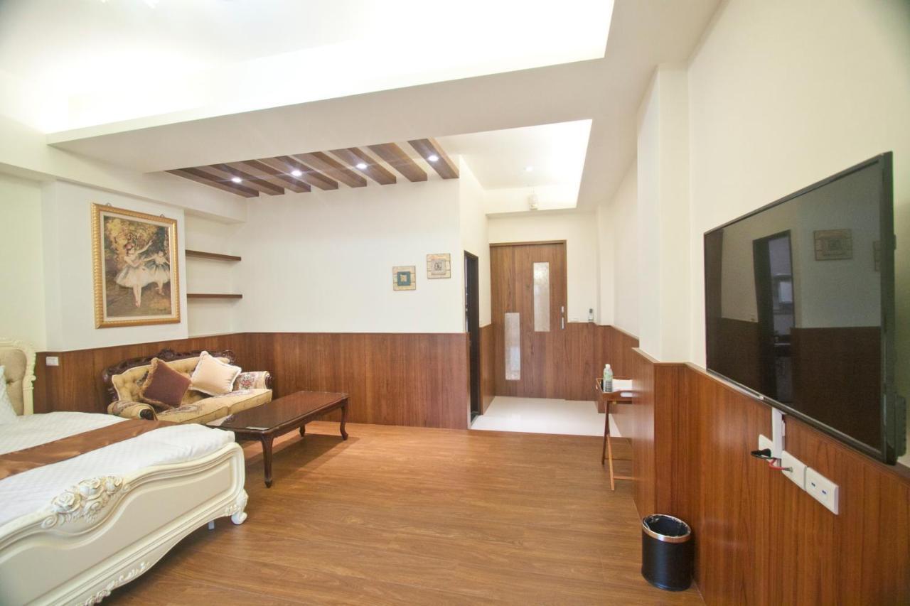 Mrs. Zhuang Homestay Hualien Exterior foto